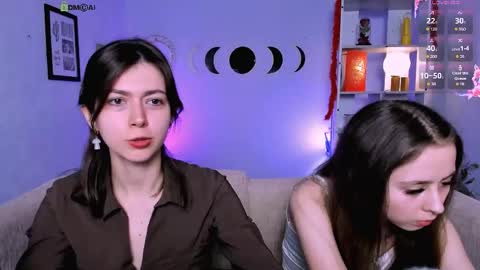 kitniss online show from March 21, 8:23 pm