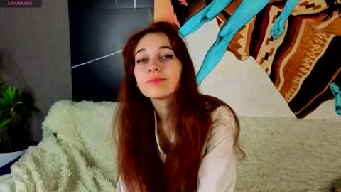 The sexy fox Kitsune online show from December 1, 9:20 pm