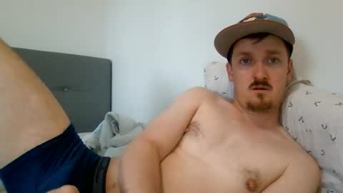 kittenfoxxx online show from July 13, 1:36 pm