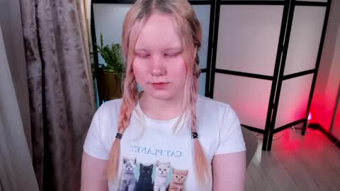 kittenxoann online show from April 30, 5:52 pm