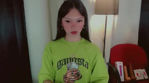 KITTY online show from November 11, 9:04 pm