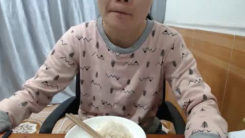 Snapshot of kitti_baby2x chatting on November 1, 2:13 am kitti_baby2x online show from November 1, 2:13 am