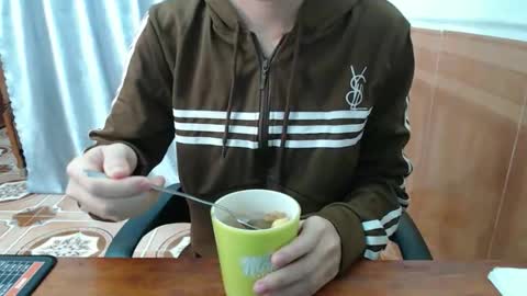 kitti_baby2x online show from November 26, 1:28 am