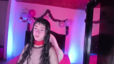 kitty__chs online show from January 10, 7:37 pm