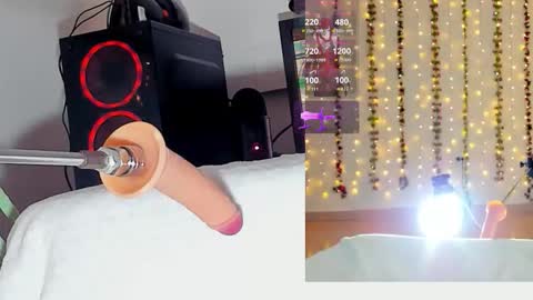 Snapshot of kitty__rosse__ chatting on November 15, 10:01 am Kitty online show from November 15, 10:01 am