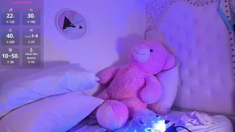 Kitty  online show from February 25, 6:47 am