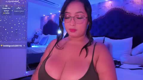 Snapshot of kitty__rouse chatting on June 25, 4:00 pm Kitty online show from June 25, 4:00 pm