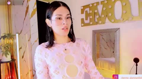 dann  online show from October 3, 5:15 am