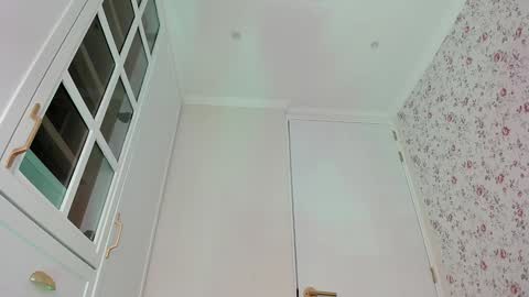 sophie online show from March 22, 6:00 pm