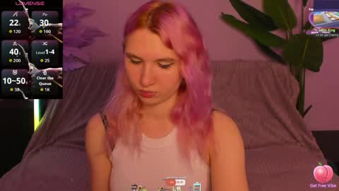 Snapshot of kitty_blondy chatting on April 14, 2:39 am kitty blondy online show from April 14, 2:39 am
