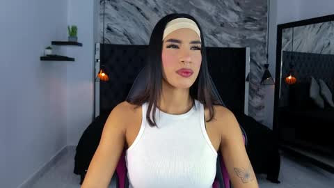 Kitty online show from June 2, 11:56 am
