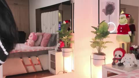 kitty online show from December 2, 9:43 pm