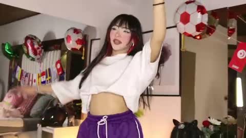 kitty online show from June 18, 11:09 pm