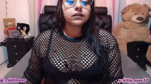 kitty online show from April 13, 3:23 am