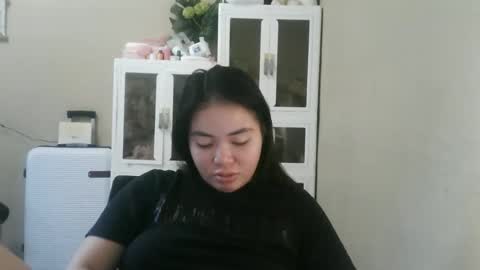 kitty_fussy online show from November 5, 1:05 am