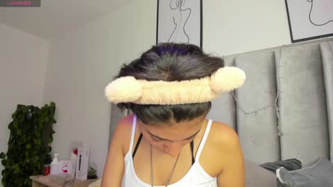 Camila online show from January 9, 2:22 am