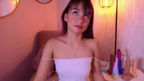 Snapshot of kitty_madness chatting on June 5, 8:47 pm KITTY online show from June 5, 8:47 pm