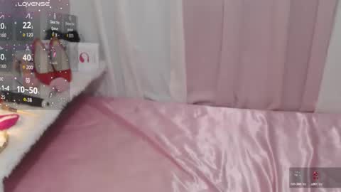Snapshot of kitty_piex chatting on September 12, 6:46 am kitty for you online show from September 12, 6:46 am