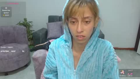 Snapshot of kitty_seducction chatting on June 8, 1:28 am Aleja online show from June 8, 1:28 am