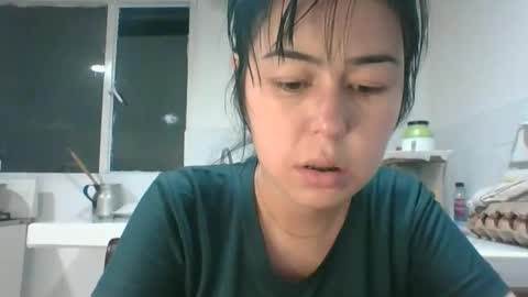 Snapshot of kitty_small69 chatting on January 10, 3:19 am kitty_small69 online show from January 10, 3:19 am