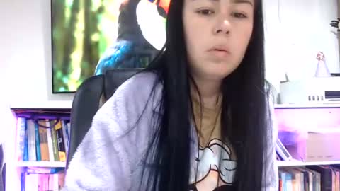 kitty_small69 online show from July 25, 2:53 am