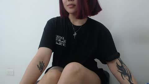 nina martinez online show from May 11, 7:11 pm