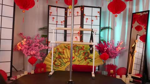 Snapshot of kittycaitlin chatting on February 13, 8:24 pm Katya online show from February 13, 8:24 pm