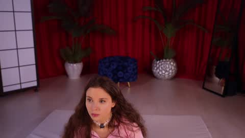 Snapshot of kittycaitlin chatting on October 11, 7:56 pm Katya online show from October 11, 7:56 pm