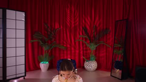 Snapshot of kittycaitlin chatting on October 14, 11:27 pm Katya online show from October 14, 11:27 pm