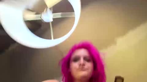 Snapshot of kittycat929709 chatting on January 15, 7:23 pm Drip maker online show from January 15, 7:23 pm