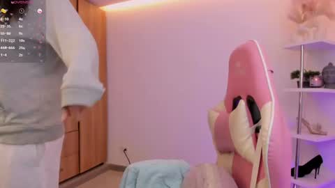 kitty online show from June 10, 1:50 am