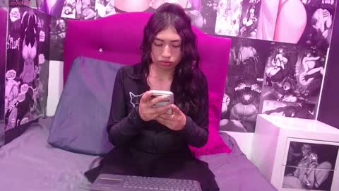 Snapshot of kittyfox07 chatting on March 21, 6:44 pm Kitty online show from March 21, 6:44 pm