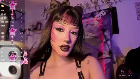 Snapshot of kittygoth_ chatting on October 15, 7:47 pm Kitty Goth online show from October 15, 7:47 pm