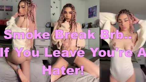 Snapshot of kittymarie28 chatting on February 1, 3:38 am kitty online show from February 1, 3:38 am