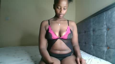 Snapshot of kittypettite chatting on September 24, 3:48 pm Kittypettite online show from September 24, 3:48 pm