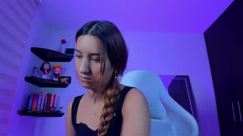 kitty online show from October 2, 4:30 am