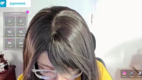 Snapshot of kittytrixy97 chatting on December 16, 10:29 am Kitty Trixy online show from December 16, 10:29 am