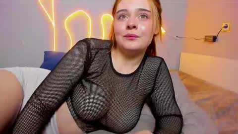 Rina online show from November 4, 1:16 am