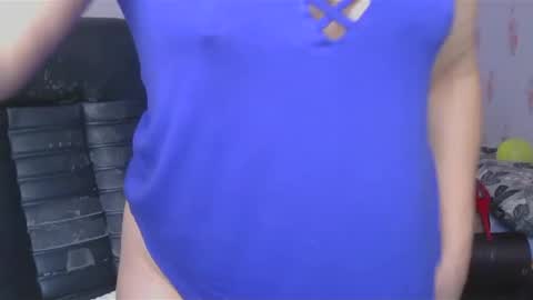 Snapshot of kittyybeauty chatting on March 5, 8:10 am KittyyBeauty online show from March 5, 8:10 am