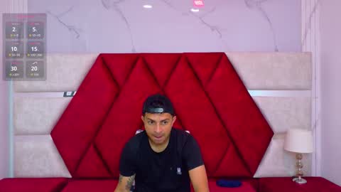 Luisa y Jairo online show from November 18, 12:20 pm