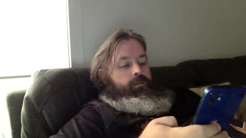 Snapshot of kiwiabroad2620 chatting on January 9, 5:55 am Kiwiabroad online show from January 9, 5:55 am