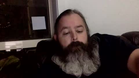 Snapshot of kiwiabroad2620 chatting on February 12, 11:38 am Kiwiabroad online show from February 12, 11:38 am