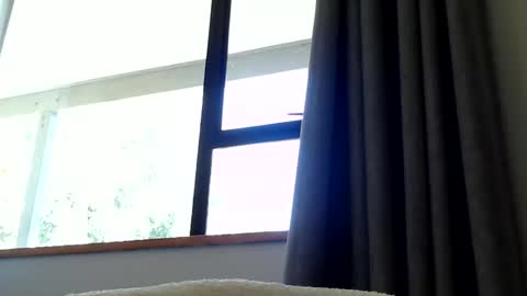 kiwibulge123 online show from February 22, 1:44 am