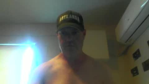 Snapshot of kiwiguy19773 chatting on December 31, 3:34 am kiwiguy19773 online show from December 31, 3:34 am