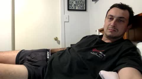 kiwiluke69 online show from May 2, 9:58 am