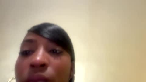 Snapshot of kiwirichi3 chatting on February 2, 12:04 pm Kiwirichi3 online show from February 2, 12:04 pm