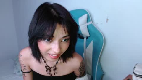 kiyu online show from December 3, 1:41 am