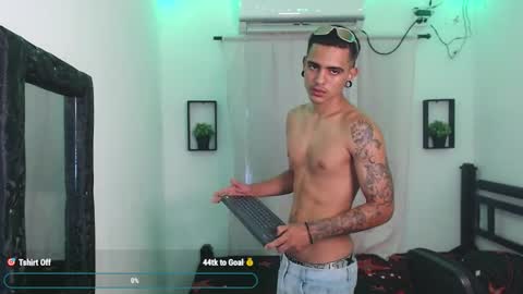 Snapshot of kizame___ chatting on October 22, 6:18 pm kizame___ online show from October 22, 6:18 pm