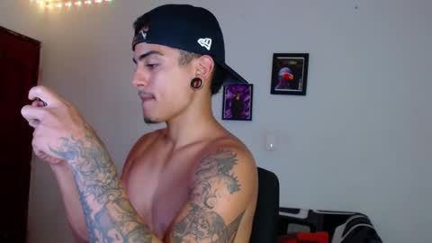 Snapshot of kizame___ chatting on February 24, 2:09 am kizame___ online show from February 24, 2:09 am