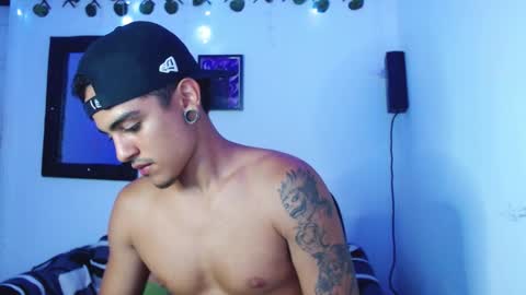 Snapshot of kizame___ chatting on March 1, 4:14 am kizame___ online show from March 1, 4:14 am